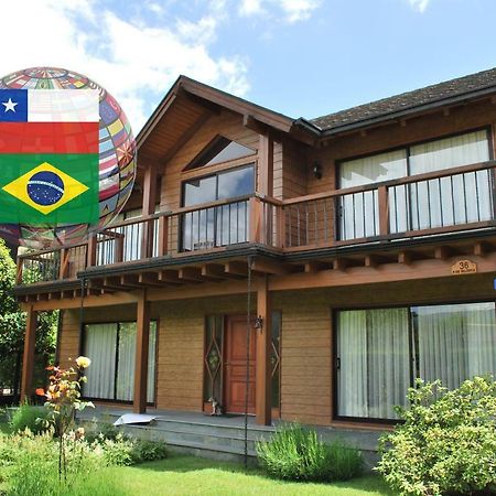 Frontera Pucon Hostel B&B Extérieur photo