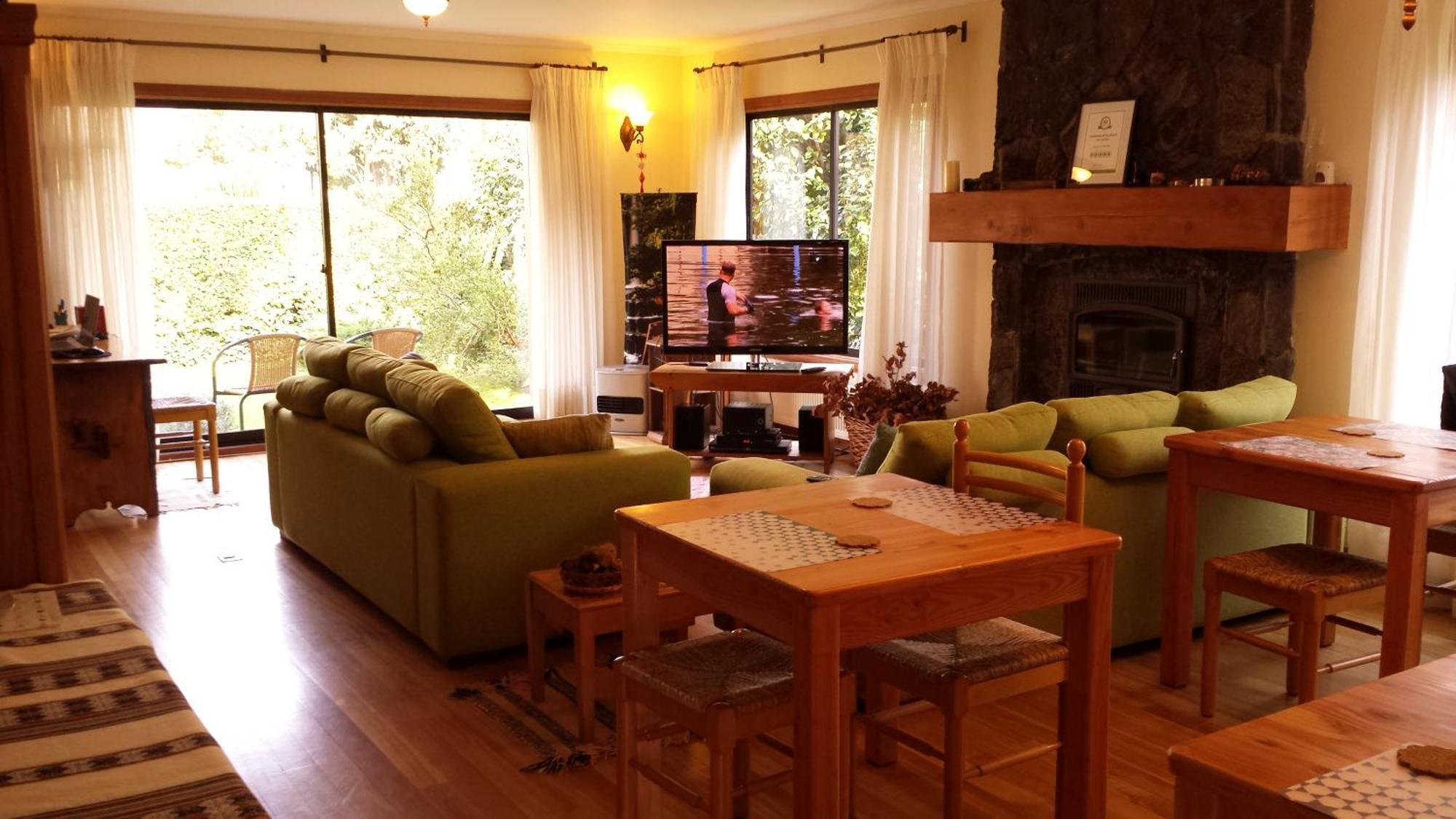 Frontera Pucon Hostel B&B Extérieur photo