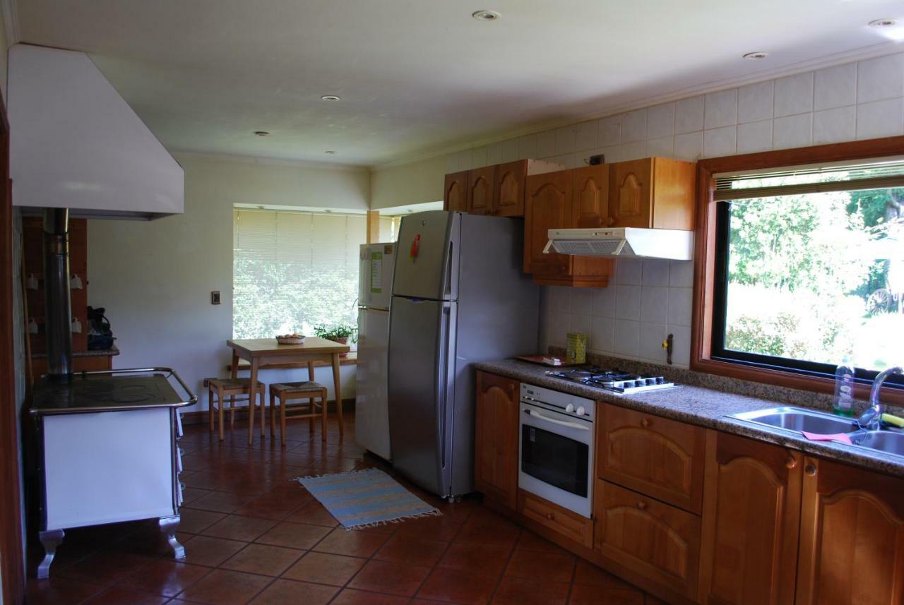 Frontera Pucon Hostel B&B Extérieur photo